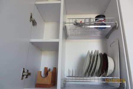 كييف Smart-House Smart Kvartira S Kukhnei Vozle Metro. المظهر الخارجي الصورة